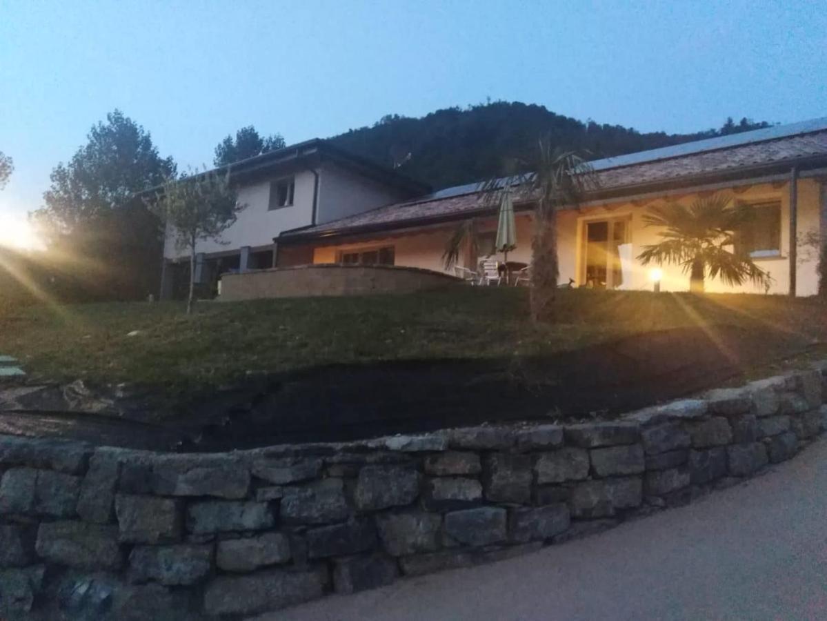 B&B In Fattoria Berzo San Fermo Ngoại thất bức ảnh